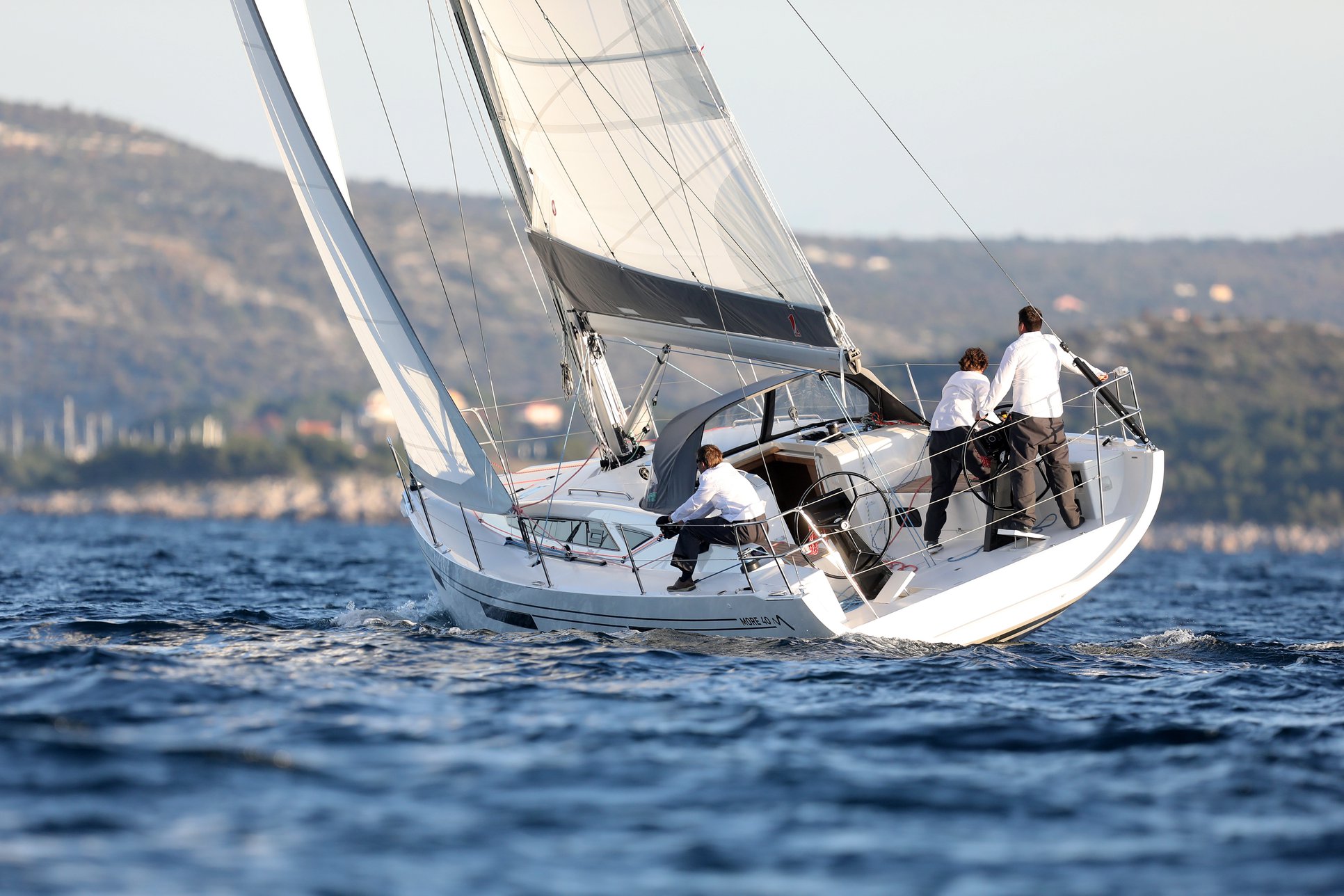 More 40 „Anna Camilla“ als Charteryacht