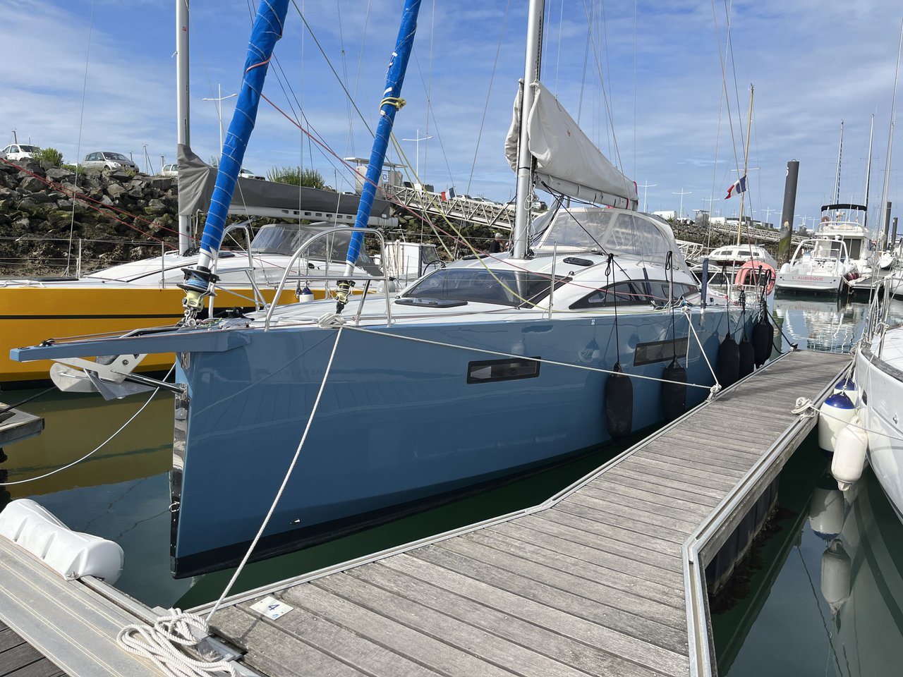 RM 1070 „Xavier“ als Charteryacht