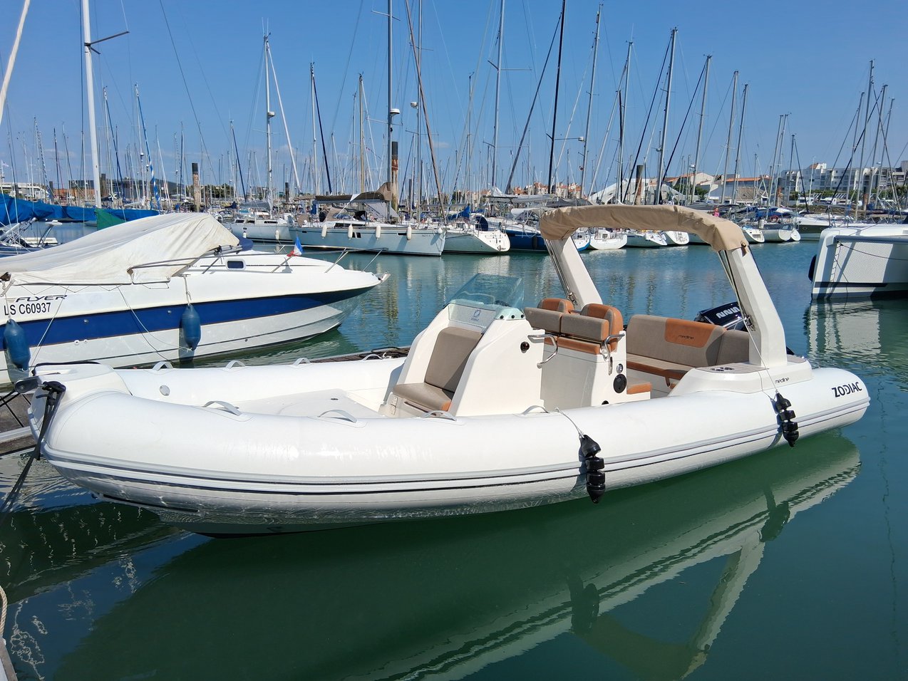 Zodiac Medline 7.5 „Clerose“ als Charteryacht