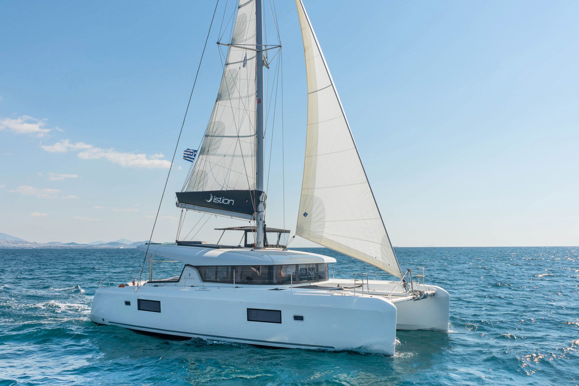 Lagoon 42 (4+2cab/4wc) „Ionas“ als Charteryacht