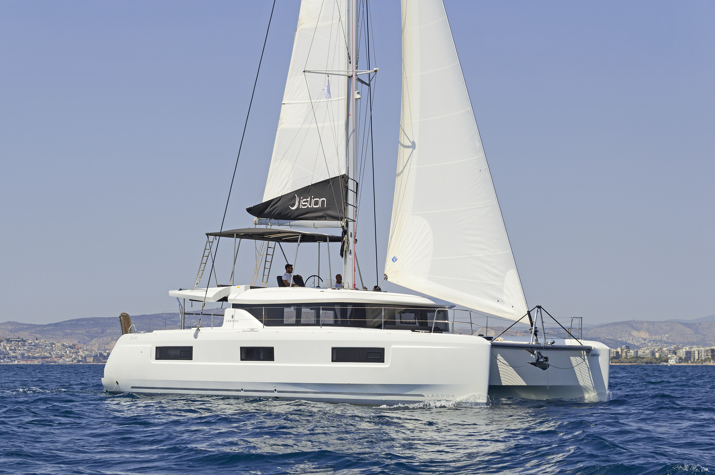 Lagoon 46 (4+2cab) „No Worries“ als Charteryacht