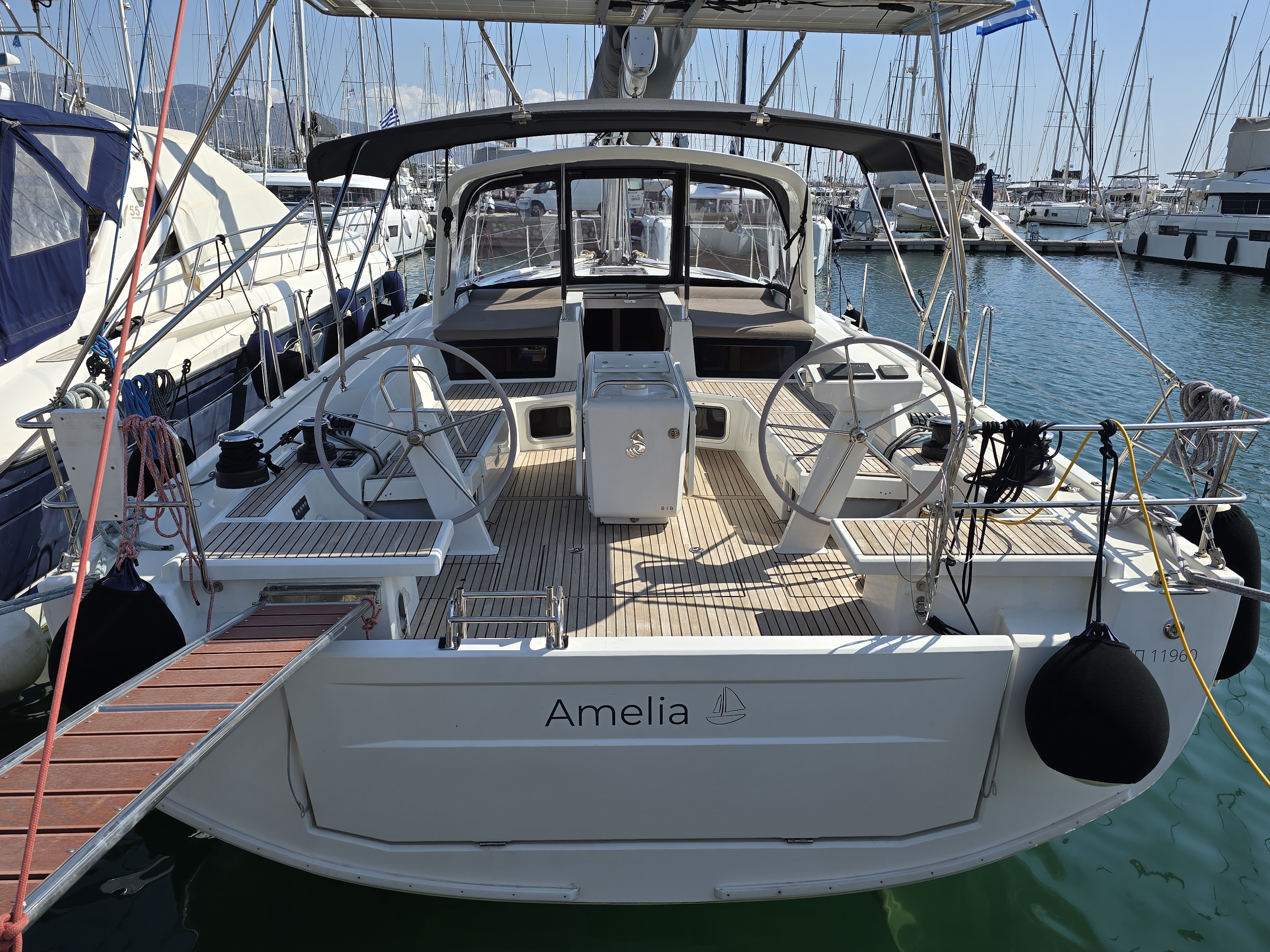 Oceanis 51.1 (5+1 cab, 3+1wc) „Amelia“ als Charteryacht