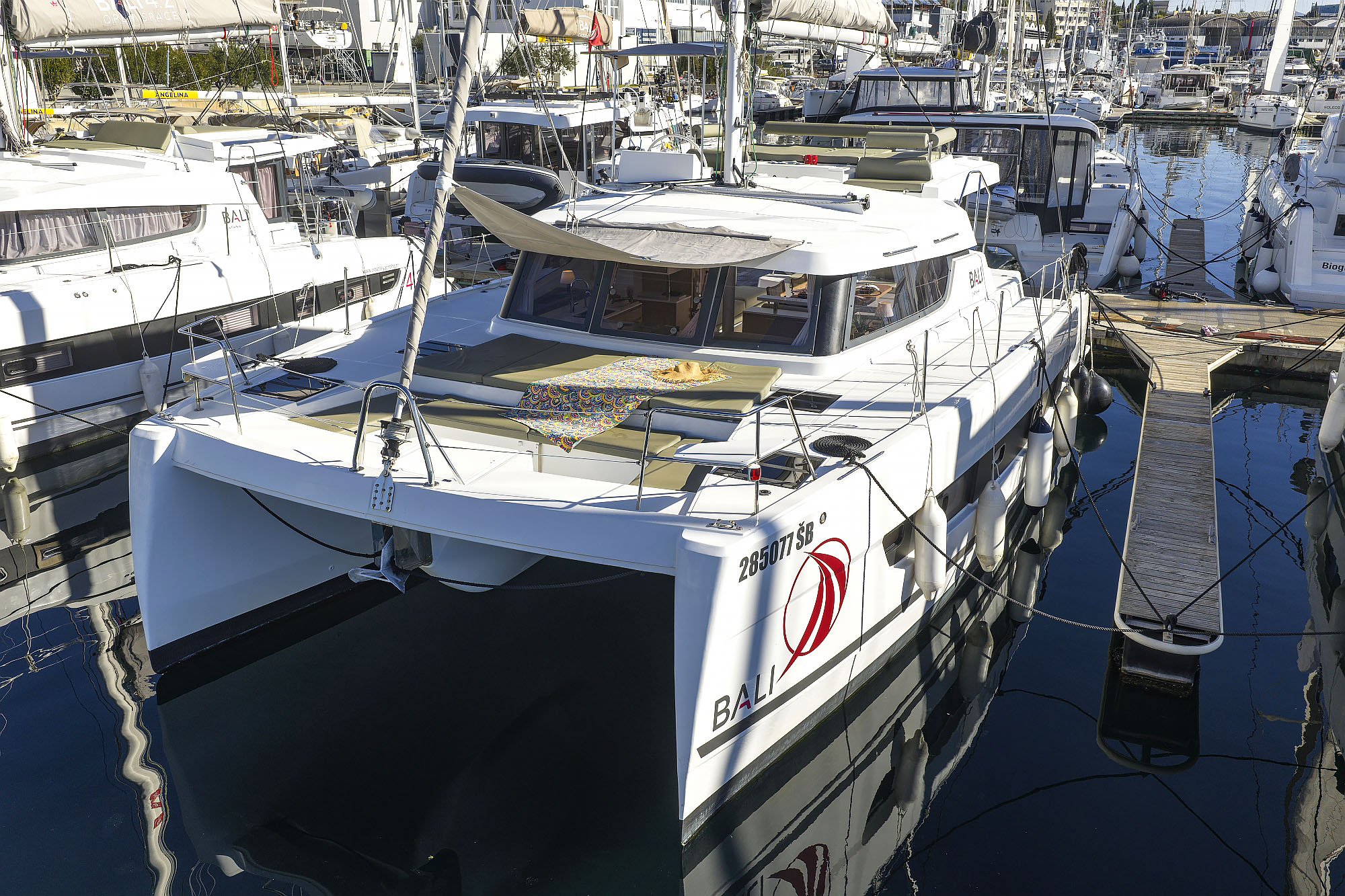 Bali Catspace OV „Warm Breeze“ als Charteryacht