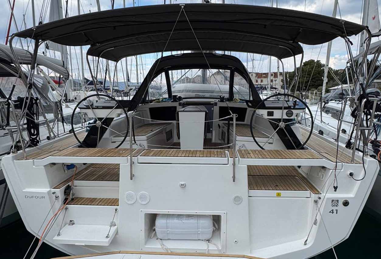 Dufour 41 „Fuego del Viento“ als Charteryacht