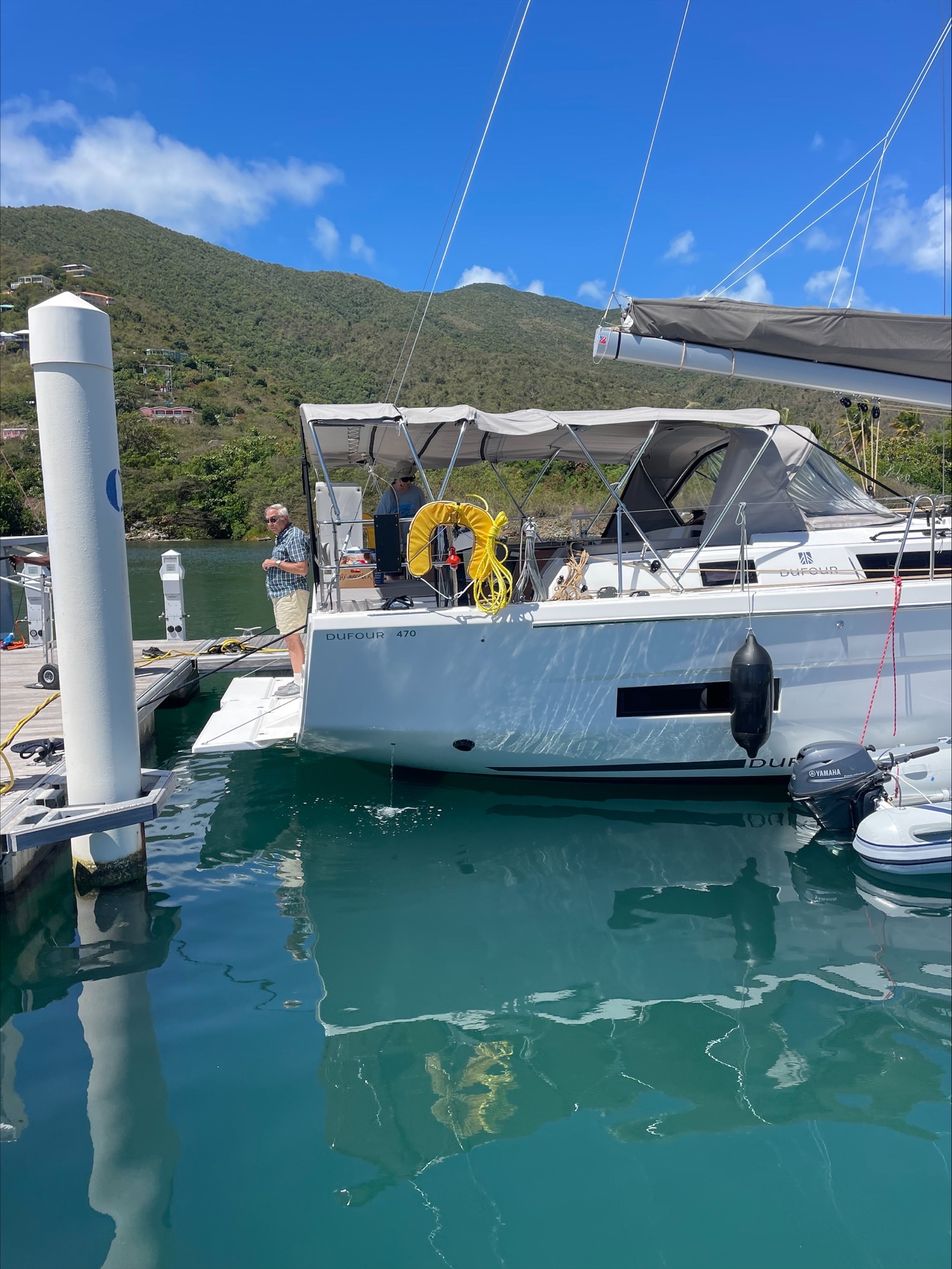 Dufour 470 „Shandy Breeze“ als Charteryacht