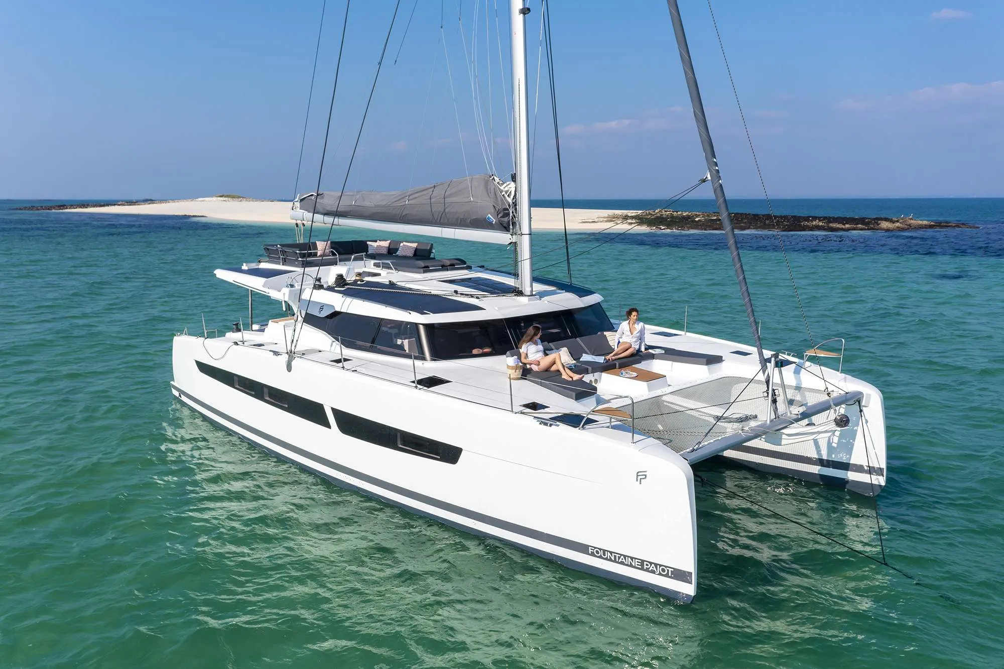 Aura 51 (5cab) „Last Mango“ als Charteryacht