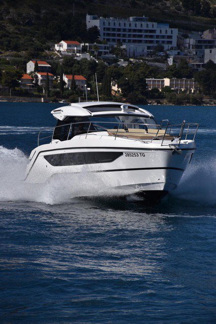 Bavaria SR36 Hard Top Wave X, Foto 3