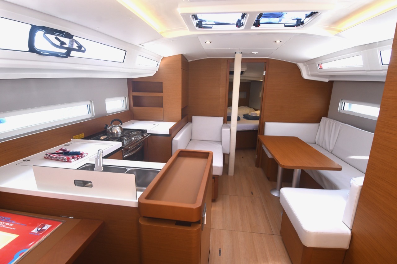 Sun Odyssey 410 Signum Bravo, Foto 4