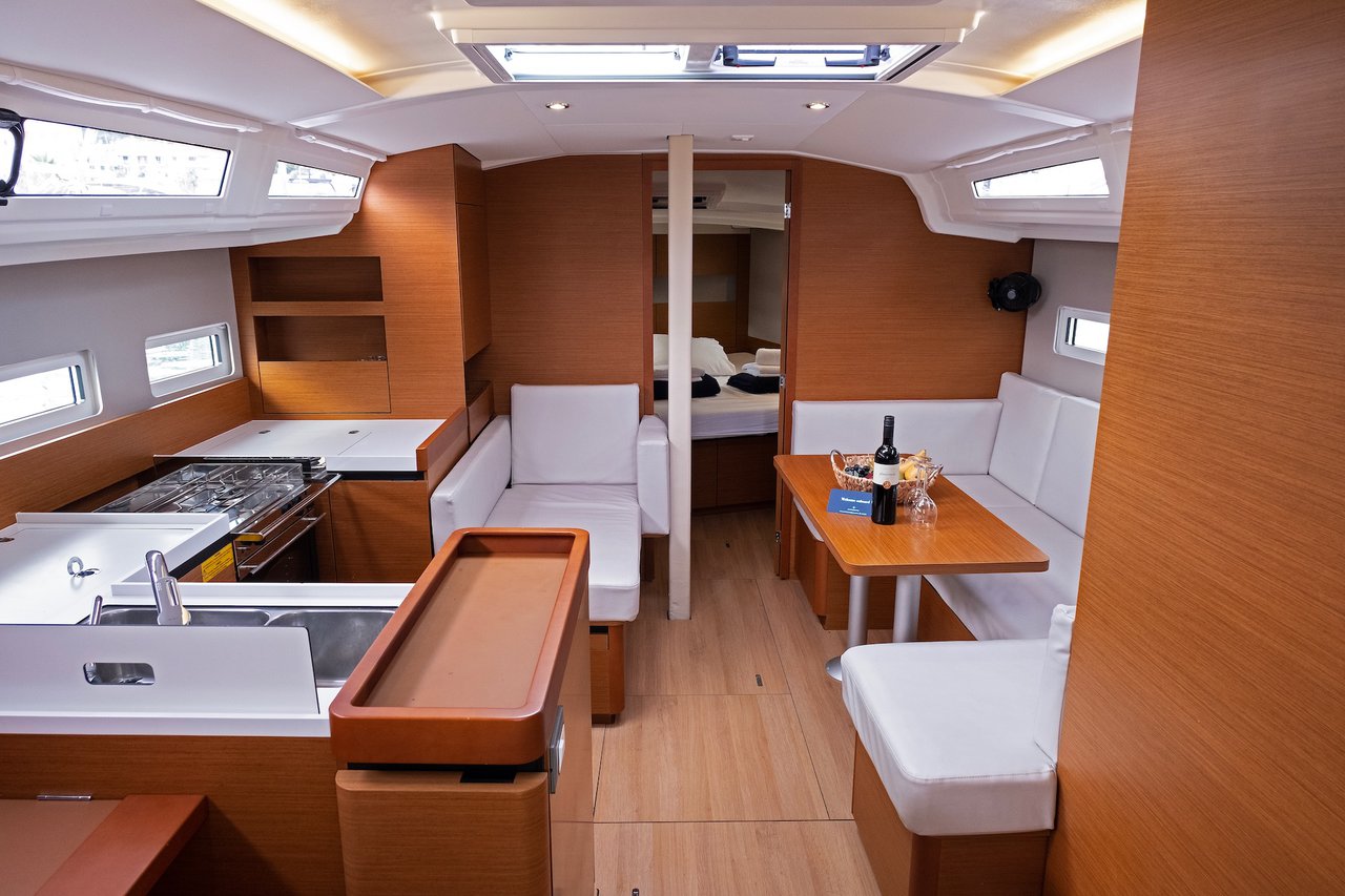 Sun Odyssey 410 Sky Kiss, Foto 3