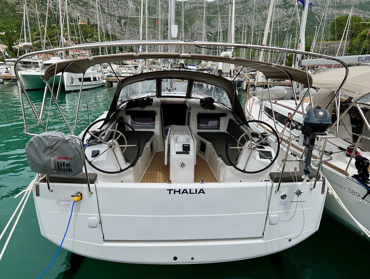 Sun Odyssey 410 (3cab) „Thalia“ als Charteryacht