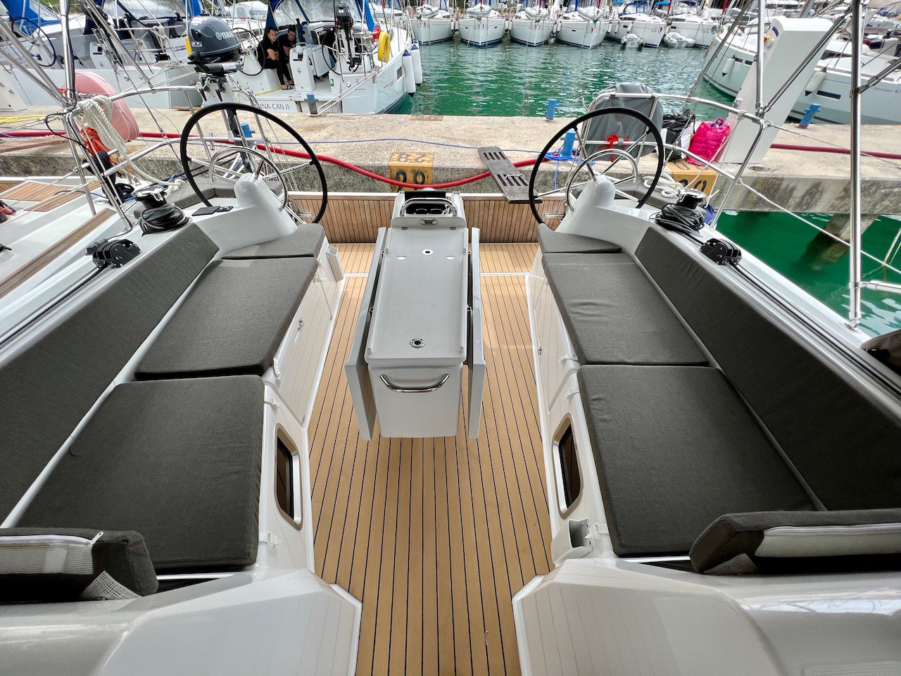 Sun Odyssey 410, Foto 3