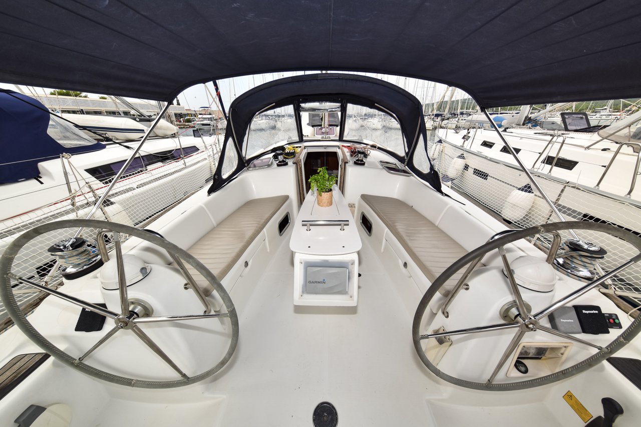 Oceanis 43 Playmaker, Foto 4