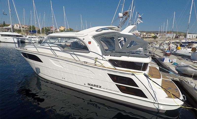Marex 320 ACC „Aurora“ als Charteryacht