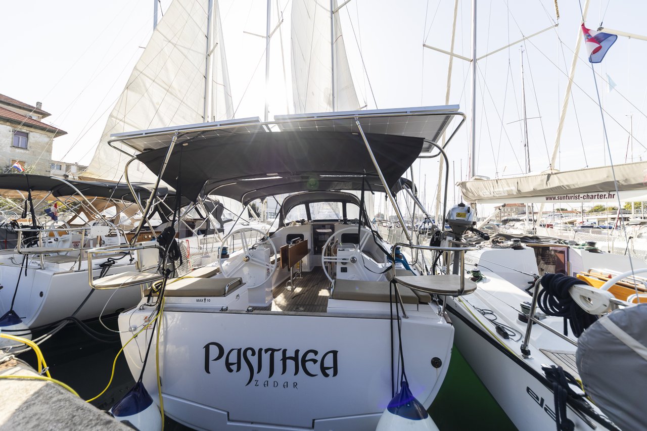 Elan Impression 45.1 (4cab) „Pasithea“ als Charteryacht