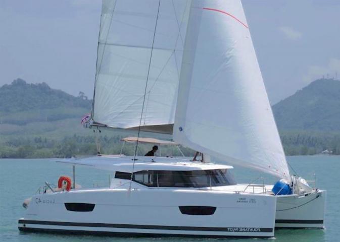Lucia 40 (4+2 Cab) „Kinara“ als Charteryacht