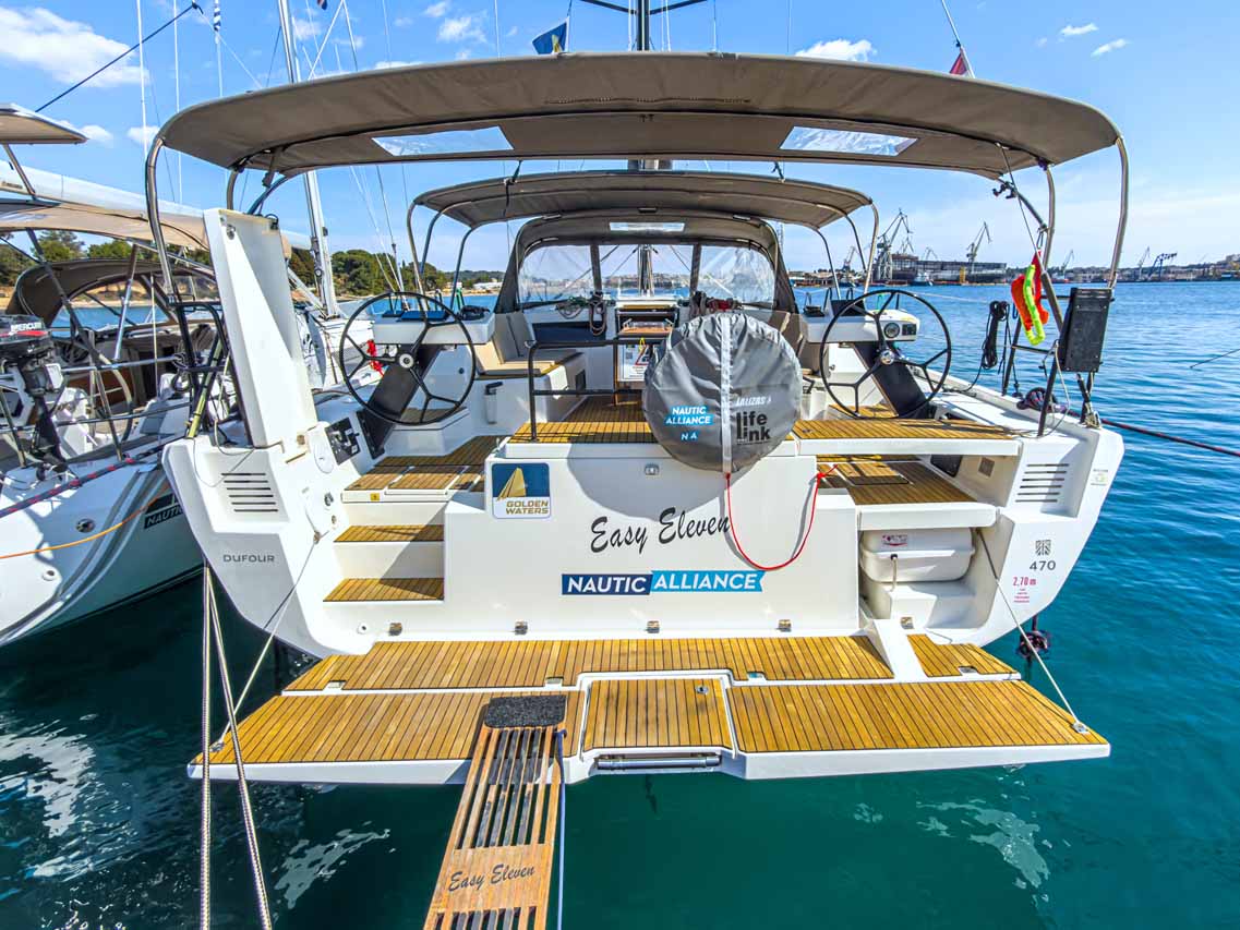 Dufour 470 (4+1cab/ 4 WC) „Easy Eleven“ als Charteryacht