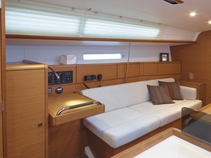 Sun Odyssey 379 Minerva, Foto 2