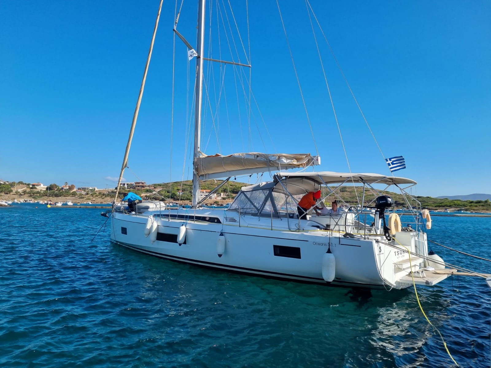 Oceanis 51.1 (5+1 cab, 3+1wc) „Tsuki“ als Charteryacht