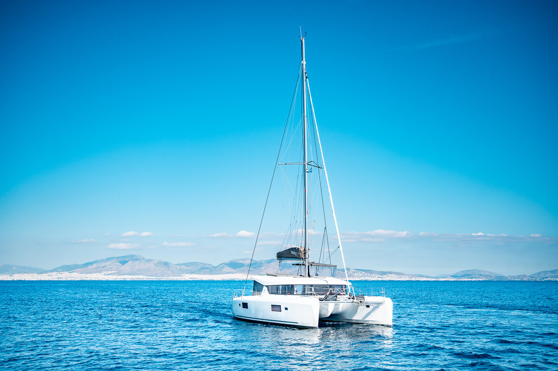 Lagoon 42 (4+2cab/4wc) „Beauty L“ als Charteryacht