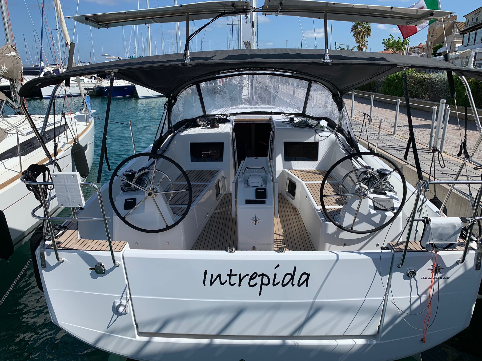 Sun Odyssey 410 (3cab) „Intrepida“ als Charteryacht