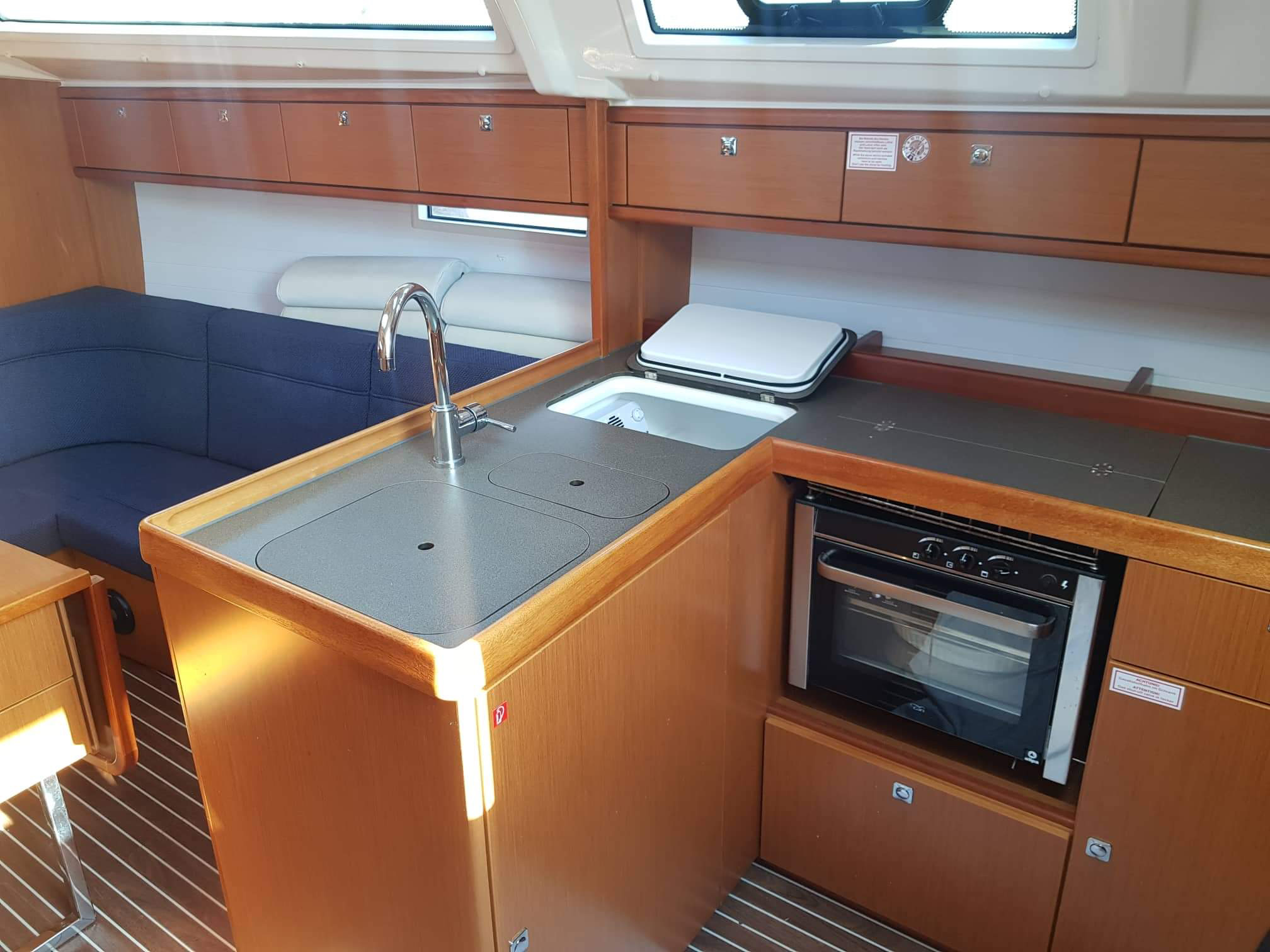 Bavaria Cruiser 37 Nenemia, Foto 3