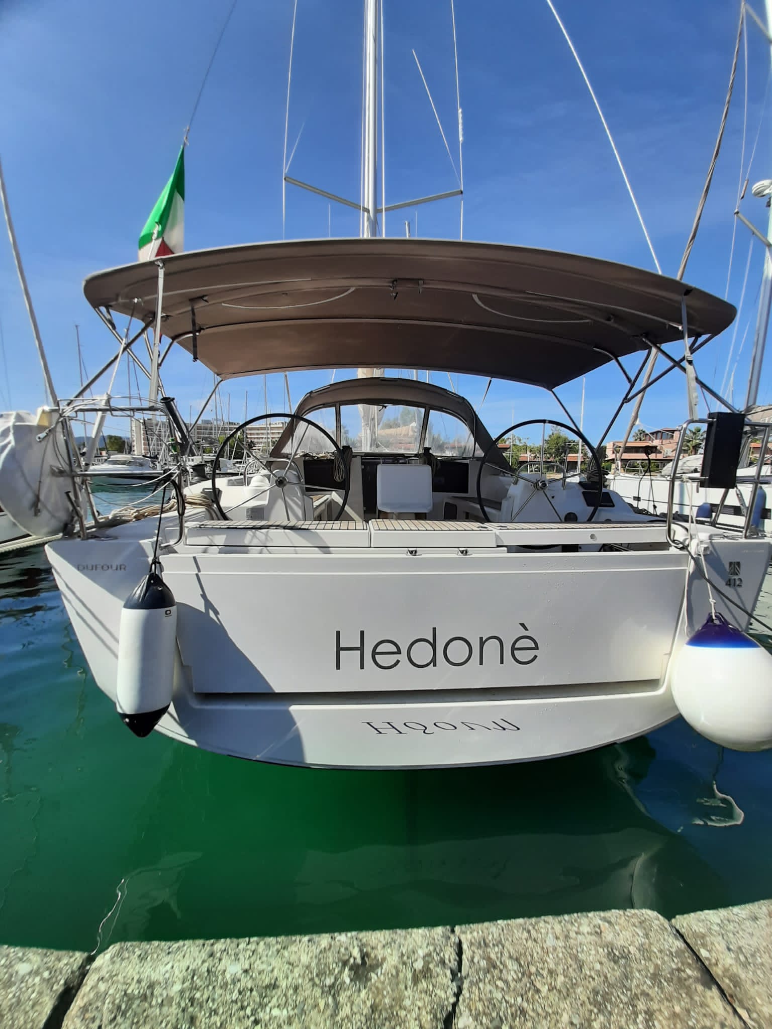 Dufour 412 Grand Large (3cab/2wc) „Hedone“ als Charteryacht