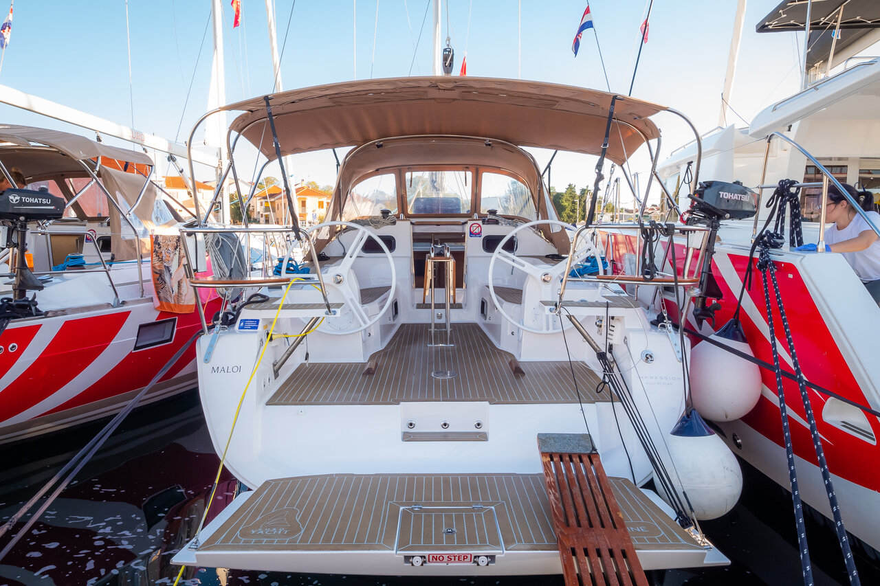 Elan 40 Impression (3Cab/2WC) „Maloi“ als Charteryacht