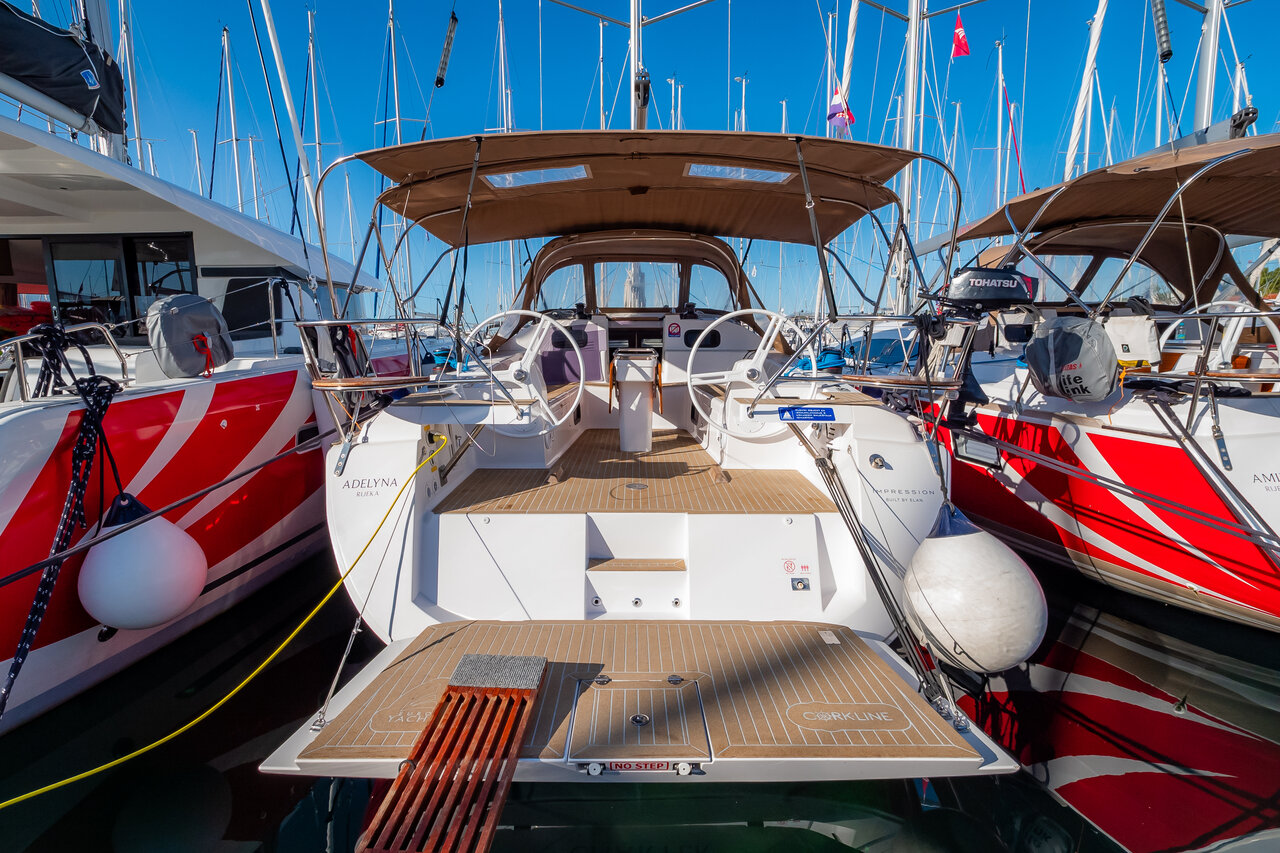 Elan 45 Impression „Adelyna“ als Charteryacht
