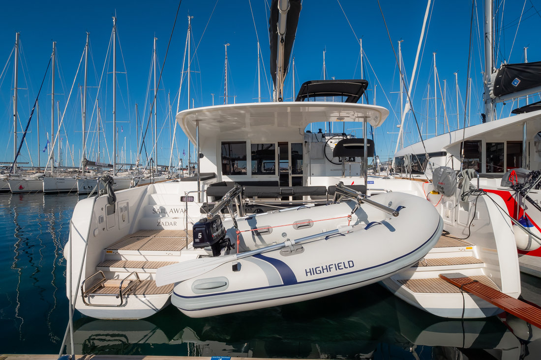 Lagoon 40 (4+2Cab/4wc) „Sail Away“ als Charteryacht