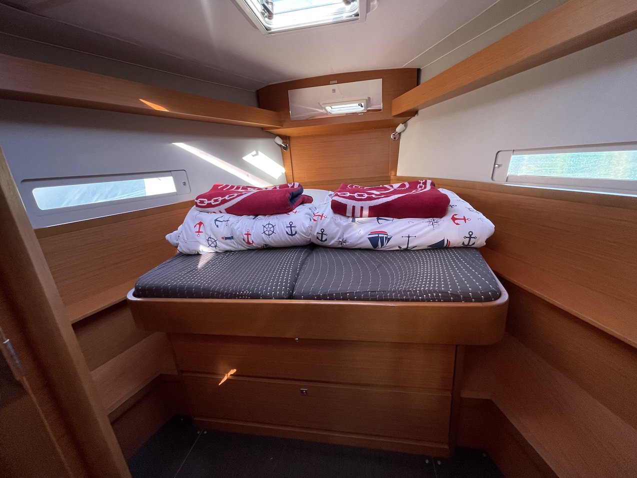 Dufour 430 Grand Large Tian, Foto 4