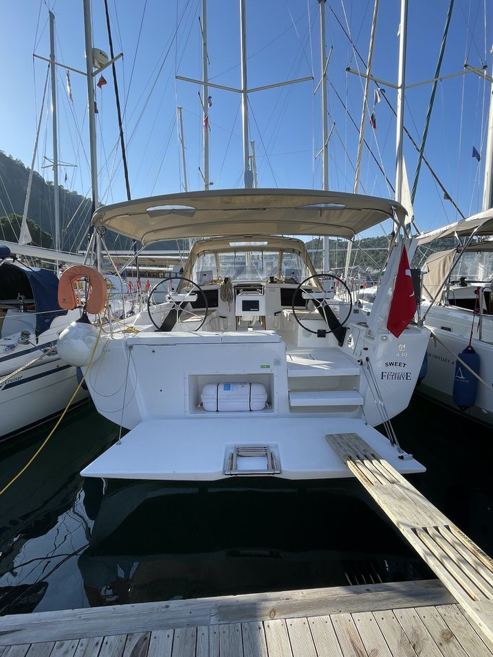 Dufour 430 Grand Large (4cab) „Sweet“ als Charteryacht