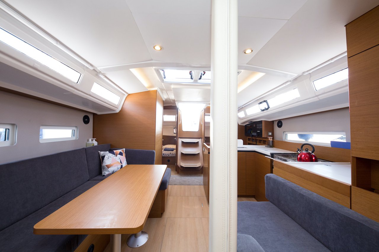 Sun Odyssey 410 Suncity 3, Foto 3