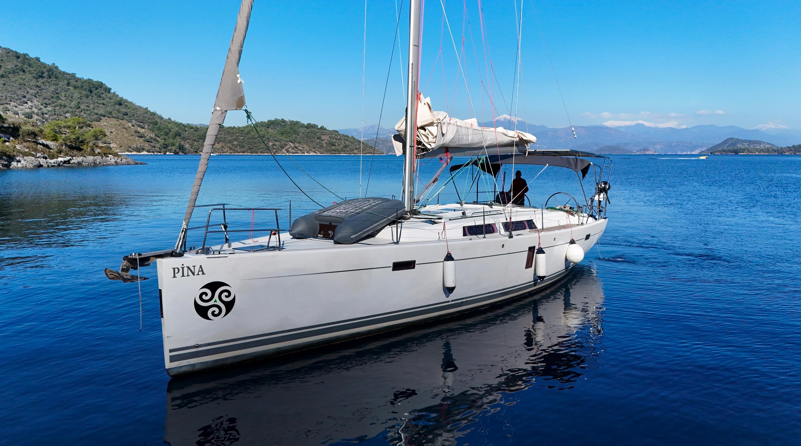 Hanse 445 „Pina“ als Charteryacht