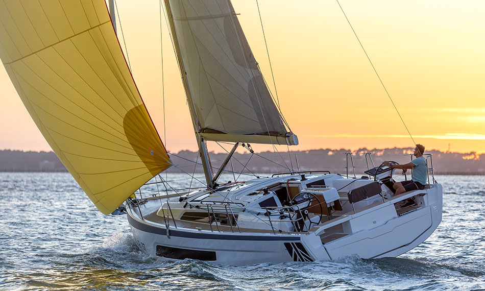 Dufour 37 (3 cab.) „Myriad’ V“ als Charteryacht