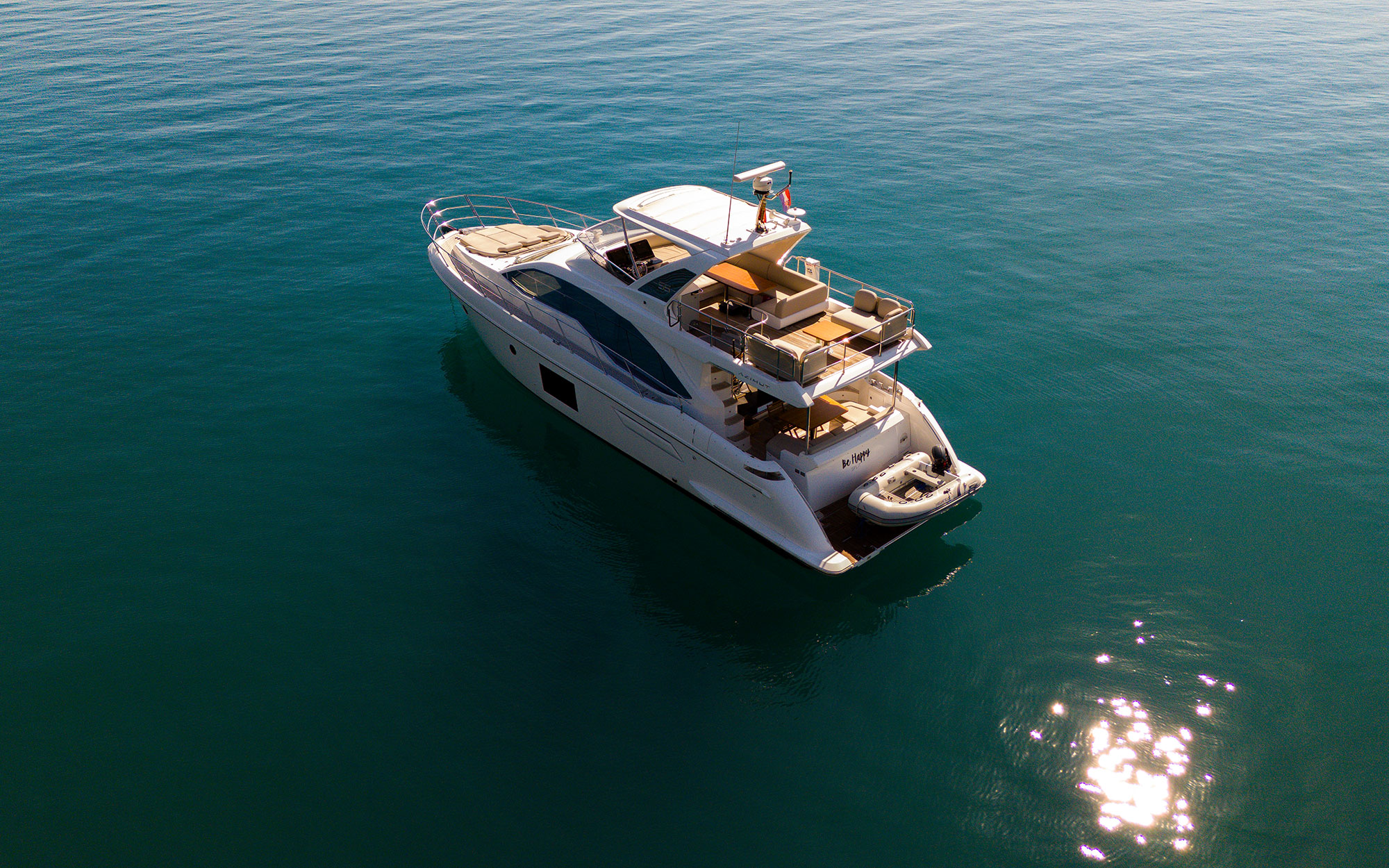 Azimut 55 „Be Happy“ als Charteryacht