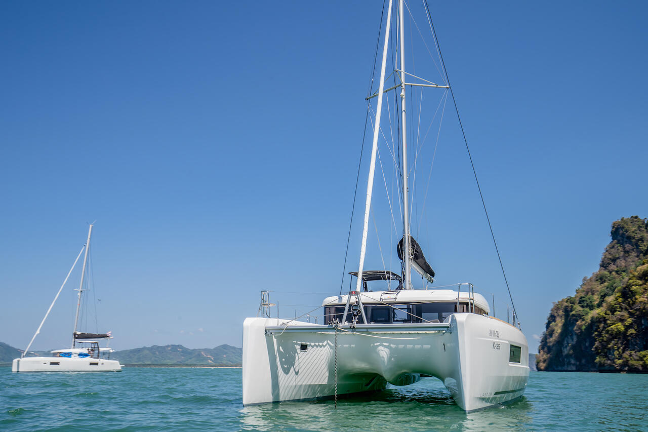 Lagoon 40 (4+2Cab/4wc) „K-35“ als Charteryacht