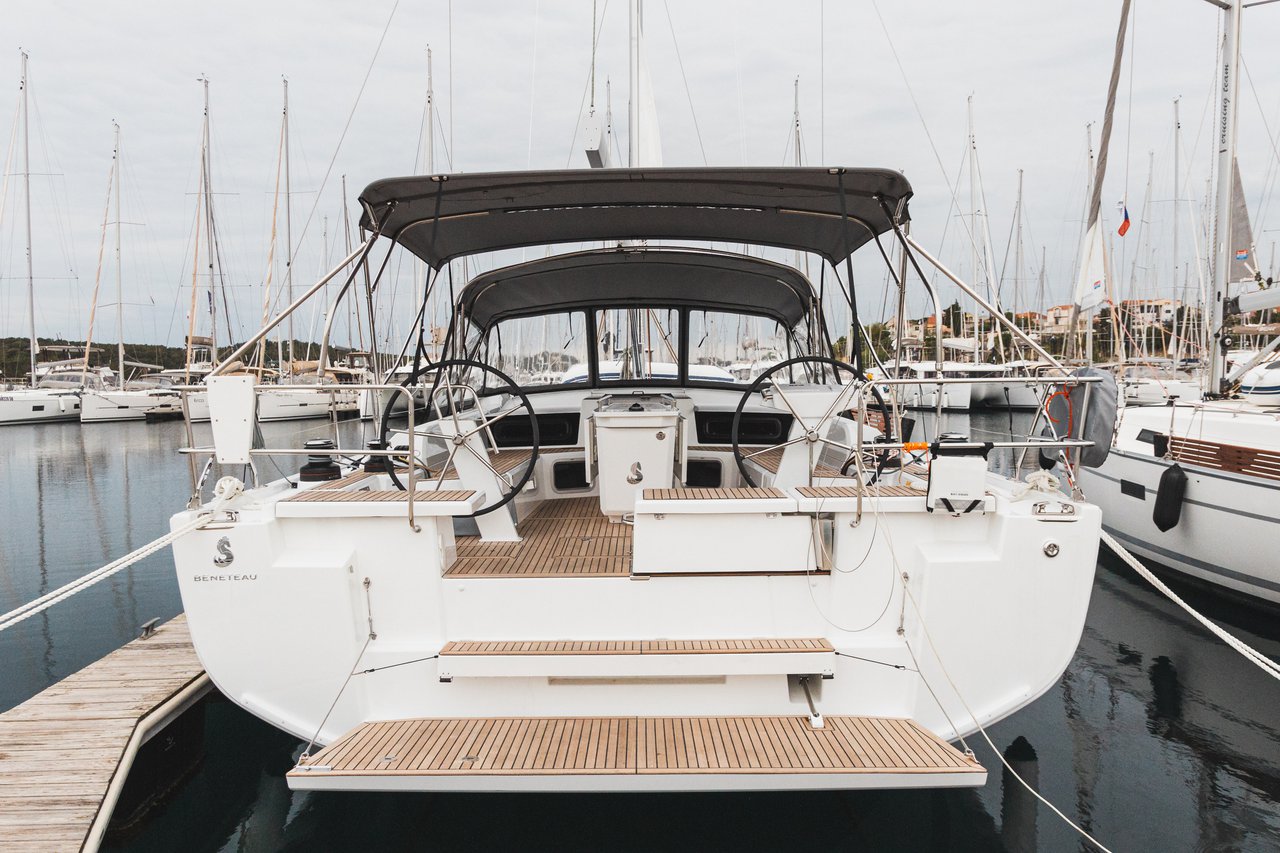 Oceanis 51.1 Panthata, Foto 3
