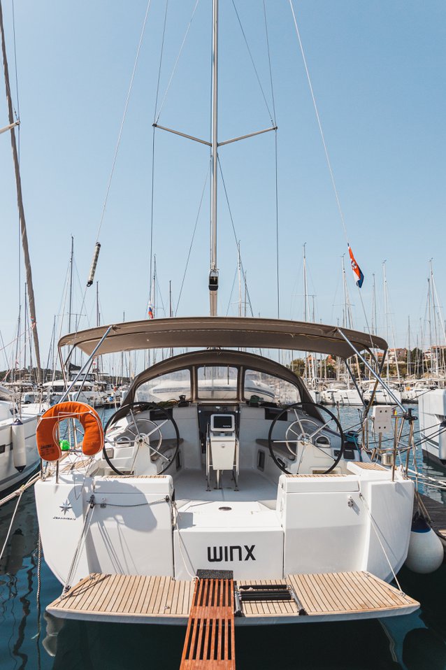 Sun Odyssey 449 Winx, Foto 3