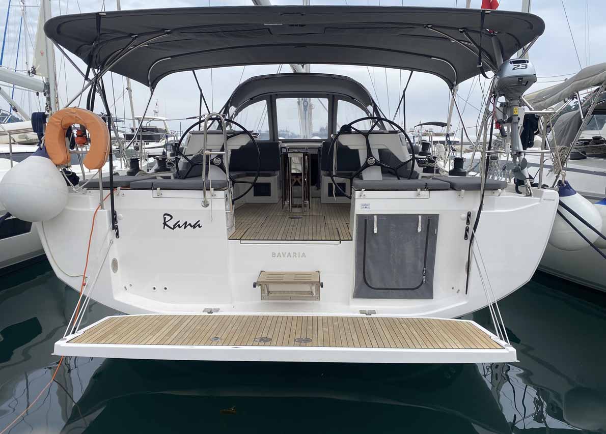 Bavaria C46 „Rana“ als Charteryacht