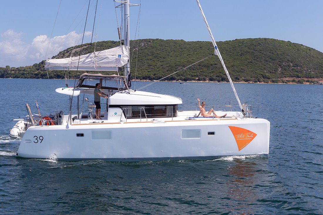 Lagoon 39 (4+2Cab/2WC) „Lost Cat“ als Charteryacht