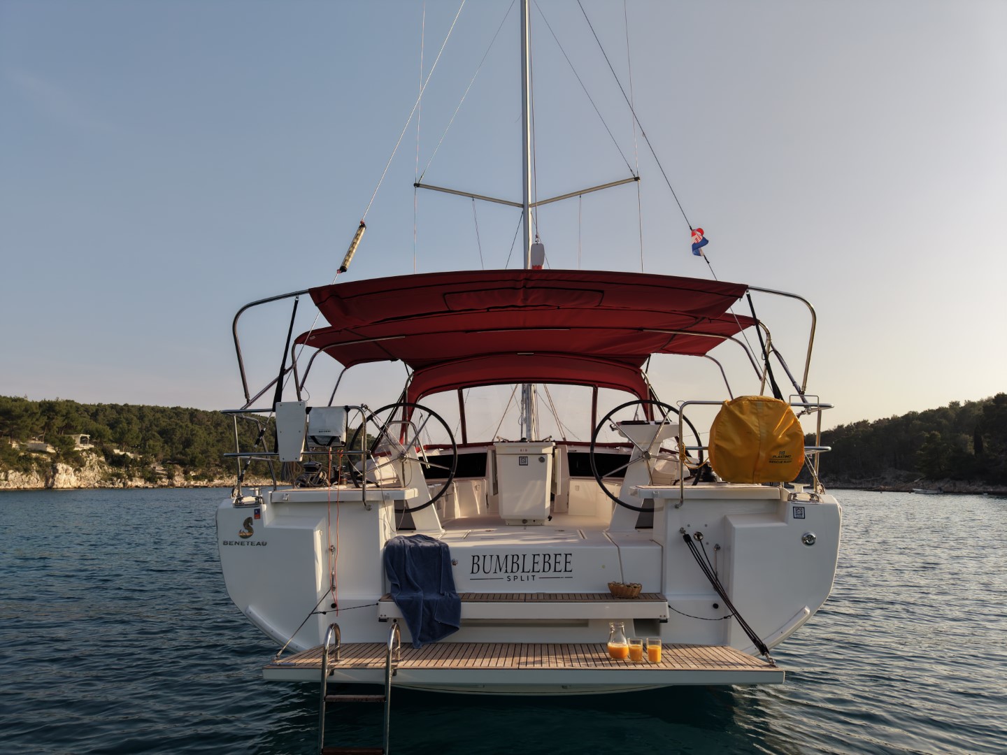 Oceanis 46.1 Bumblebee, Foto 3