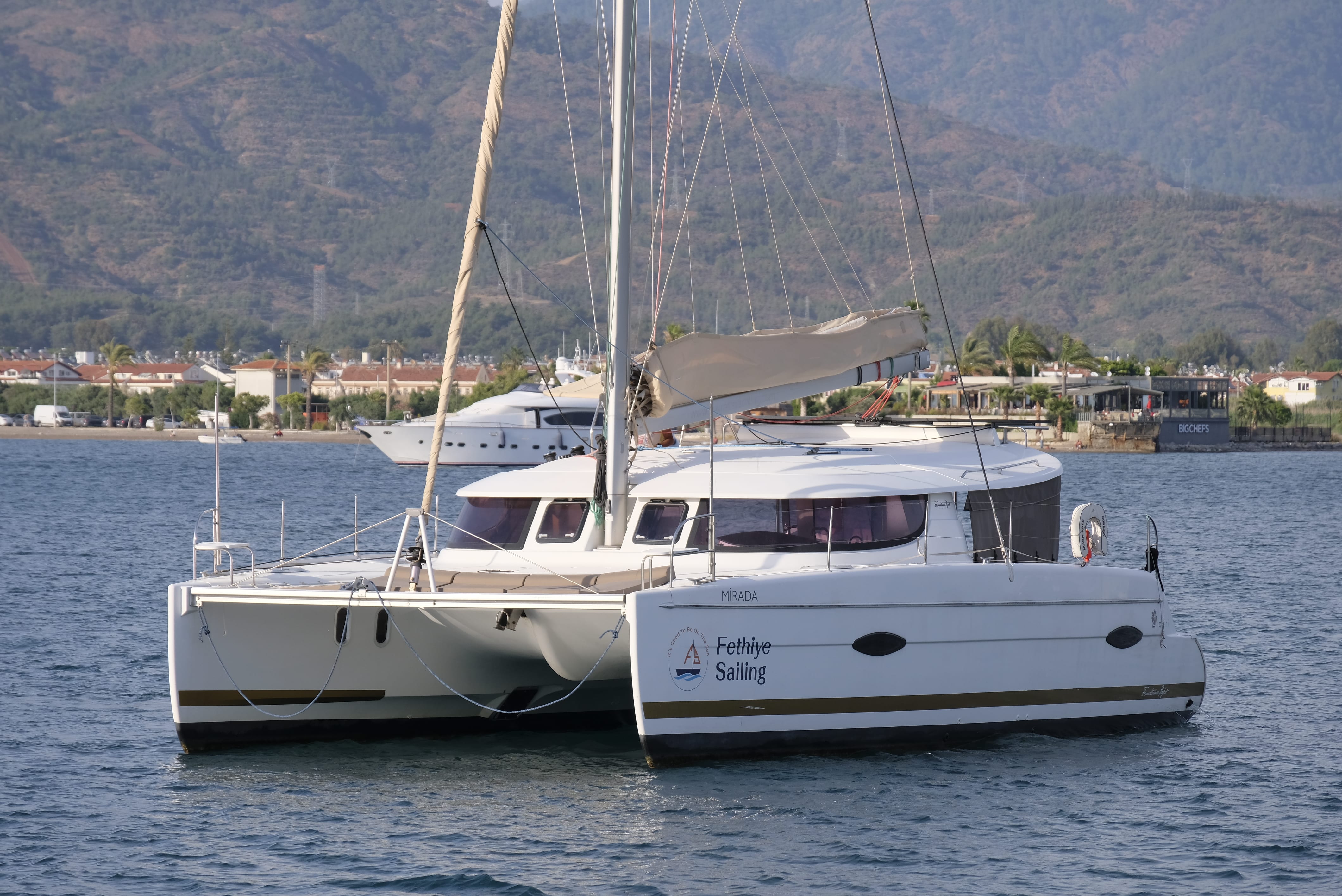 Lipari 41 (4+2Cab) „Mirada“ als Charteryacht