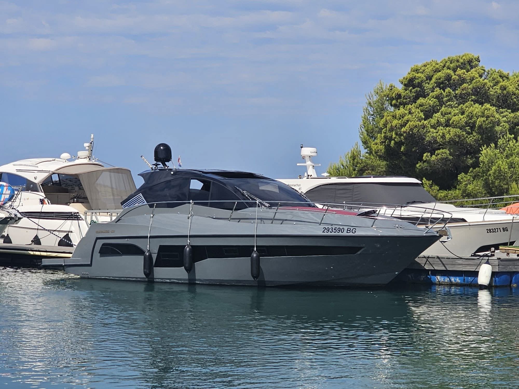 Mirakul 40 Hard Top XXX2, Foto 4