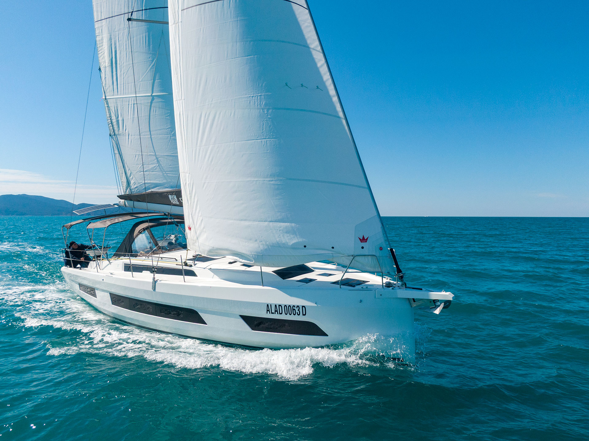 Dufour 41 „Tamata“ als Charteryacht