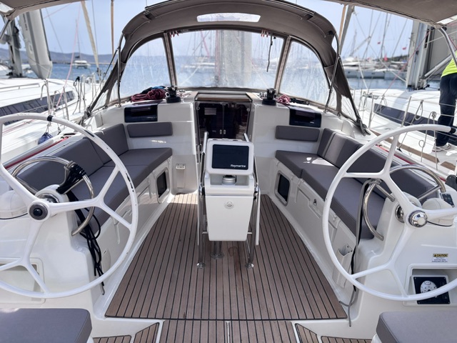 Sun Odyssey 449 Kronos, Foto 4