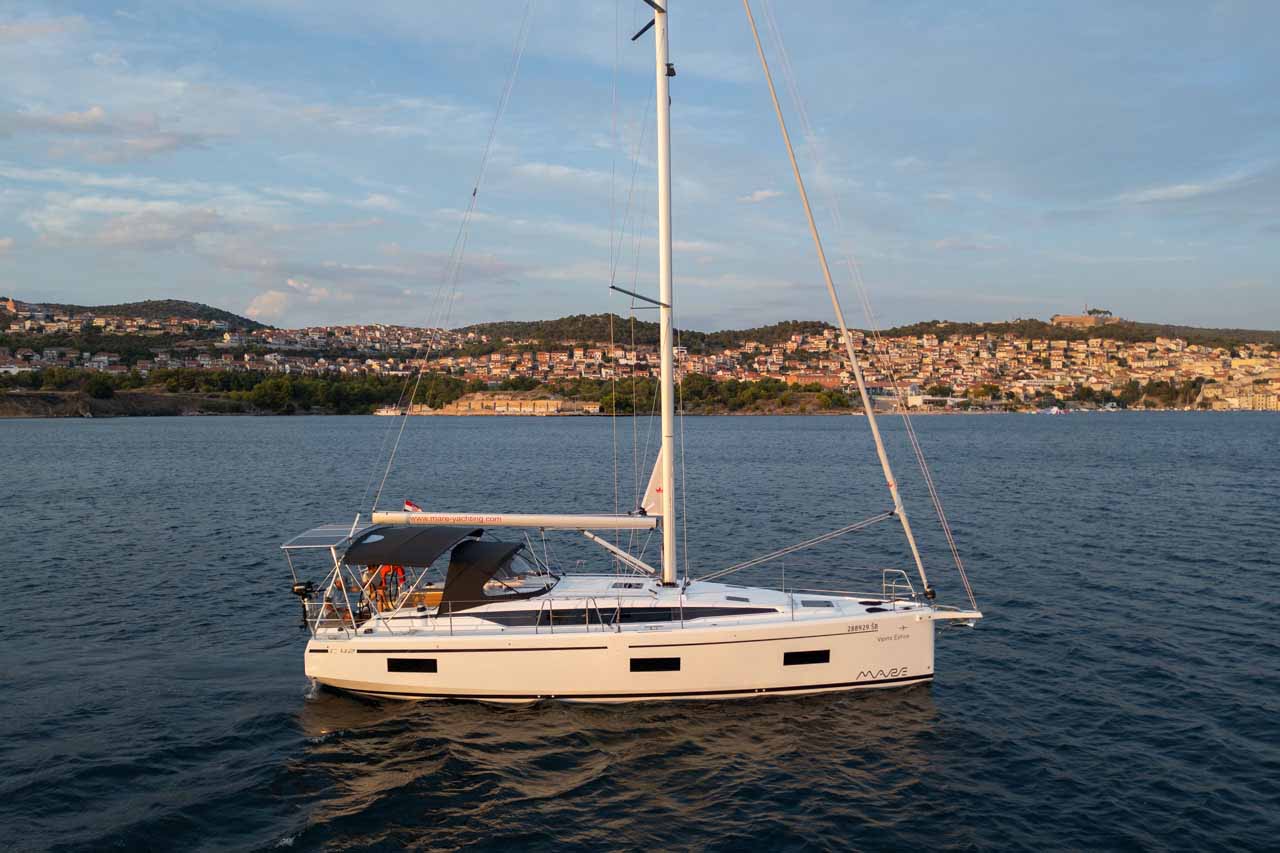 Bavaria C42 Vento Estivo, Foto 3