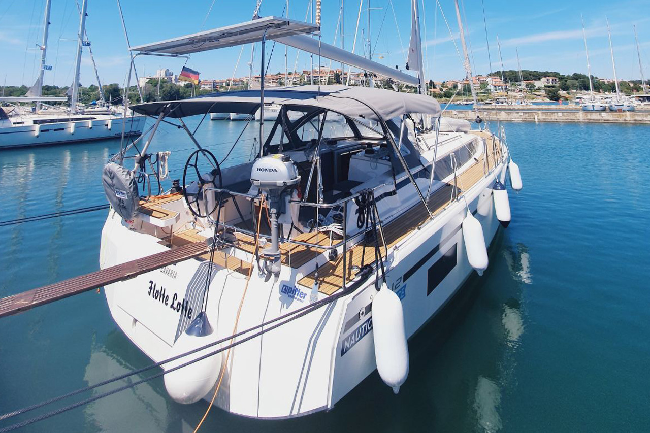 Bavaria C42 „Flotte Lotte“ als Charteryacht