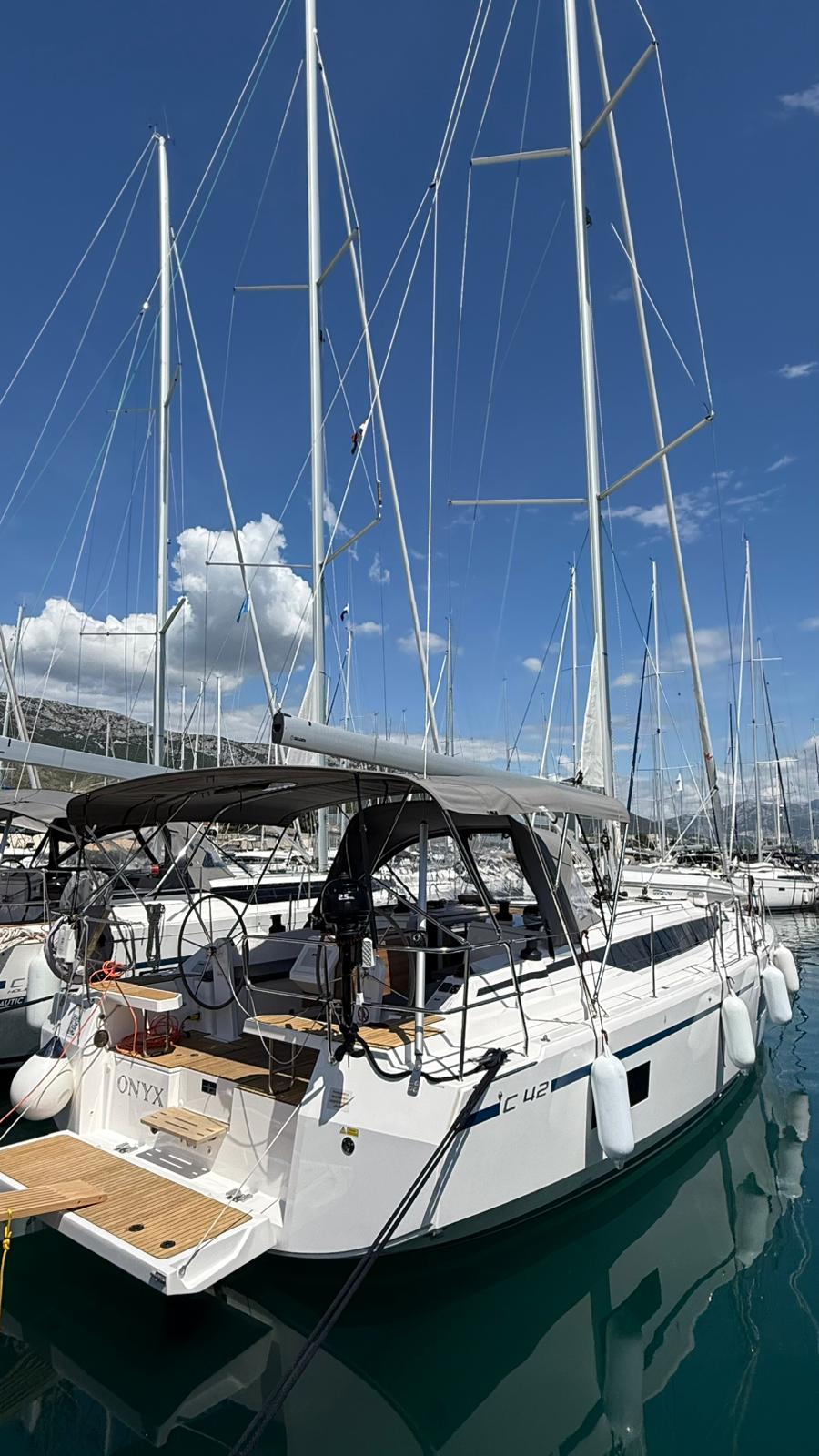 Bavaria C42 Onyx, Foto 3