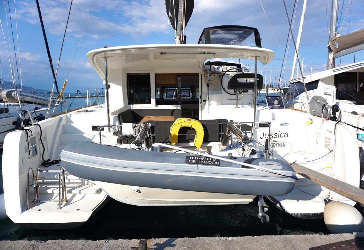 Lagoon 40 (4+2Cab/4wc) „Jessica“ als Charteryacht