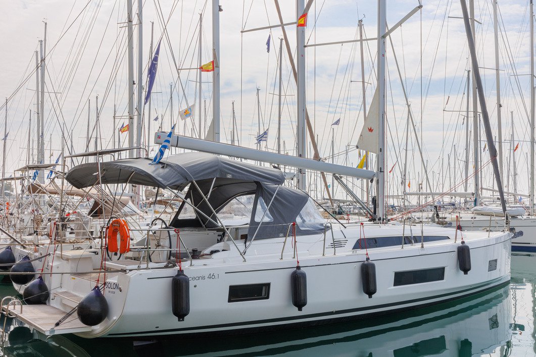 Oceanis 46.1 (4cab/4wc) „Solon“ als Charteryacht